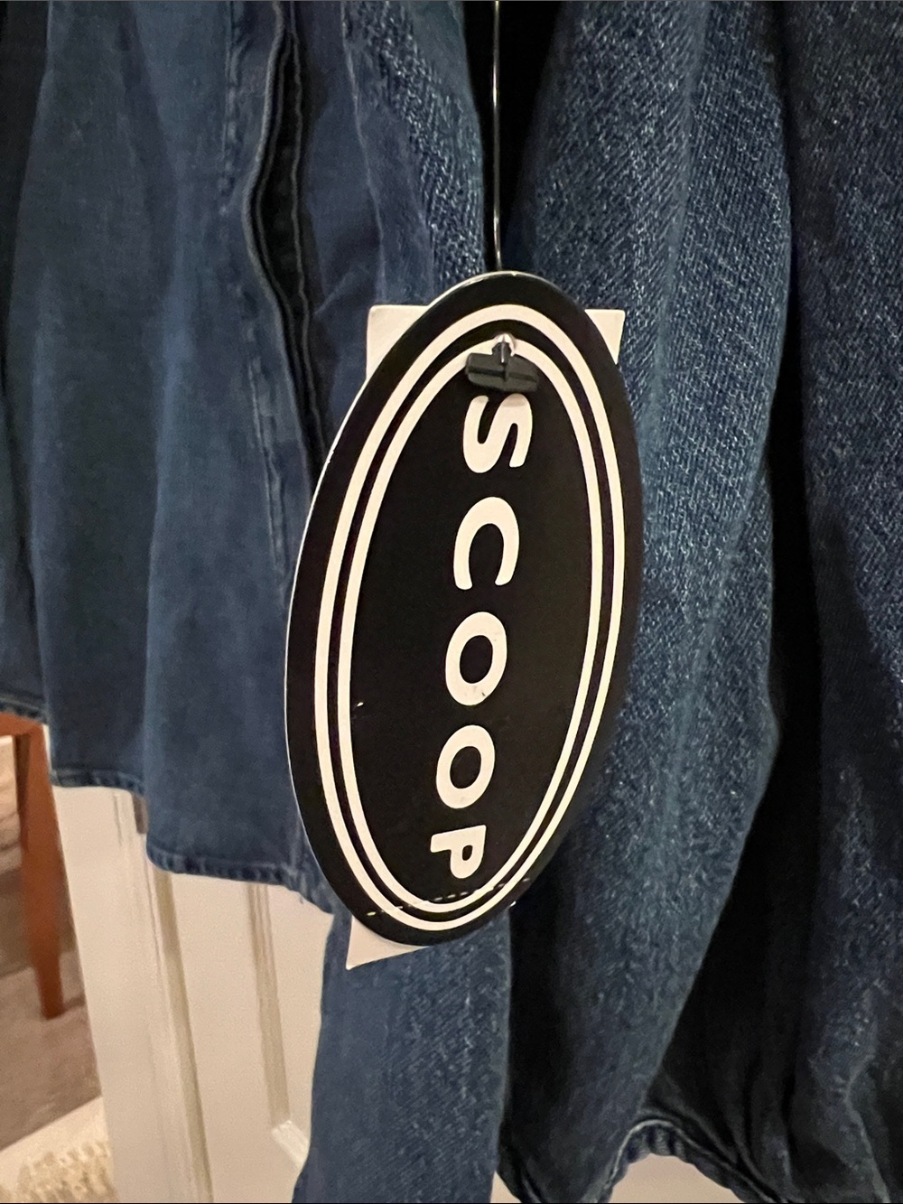 Trending
Scoop Women’s Denim Shirt with 3/4 Length Puff Sleeves, Large - Picture 9 of 11